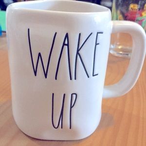 ☕️ WAKE UP! ☕️